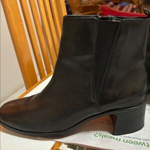 Clarks Elegant Black booties. 8 1/2 M.